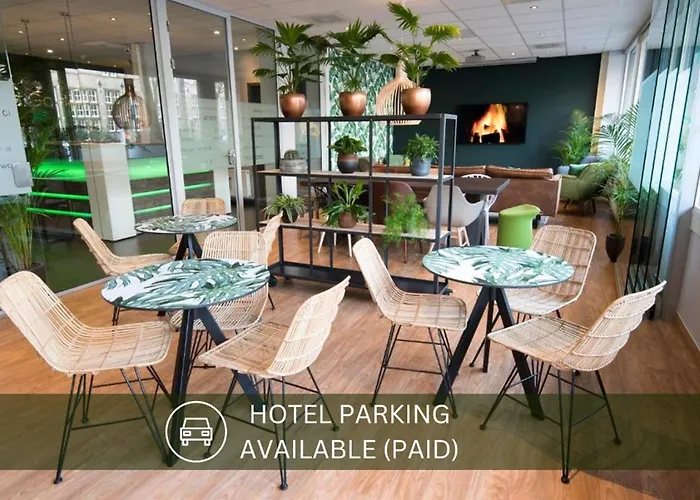 Court Garden Hotel