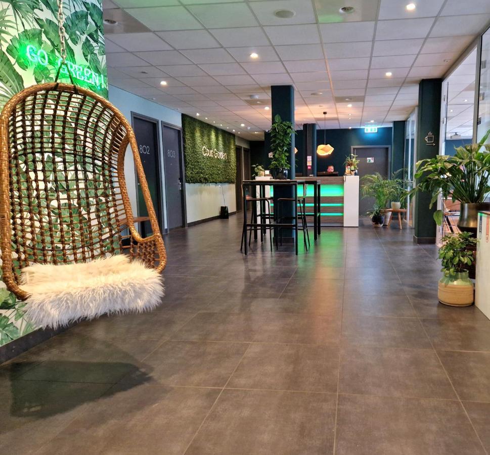 Court Garden Hotel 3*